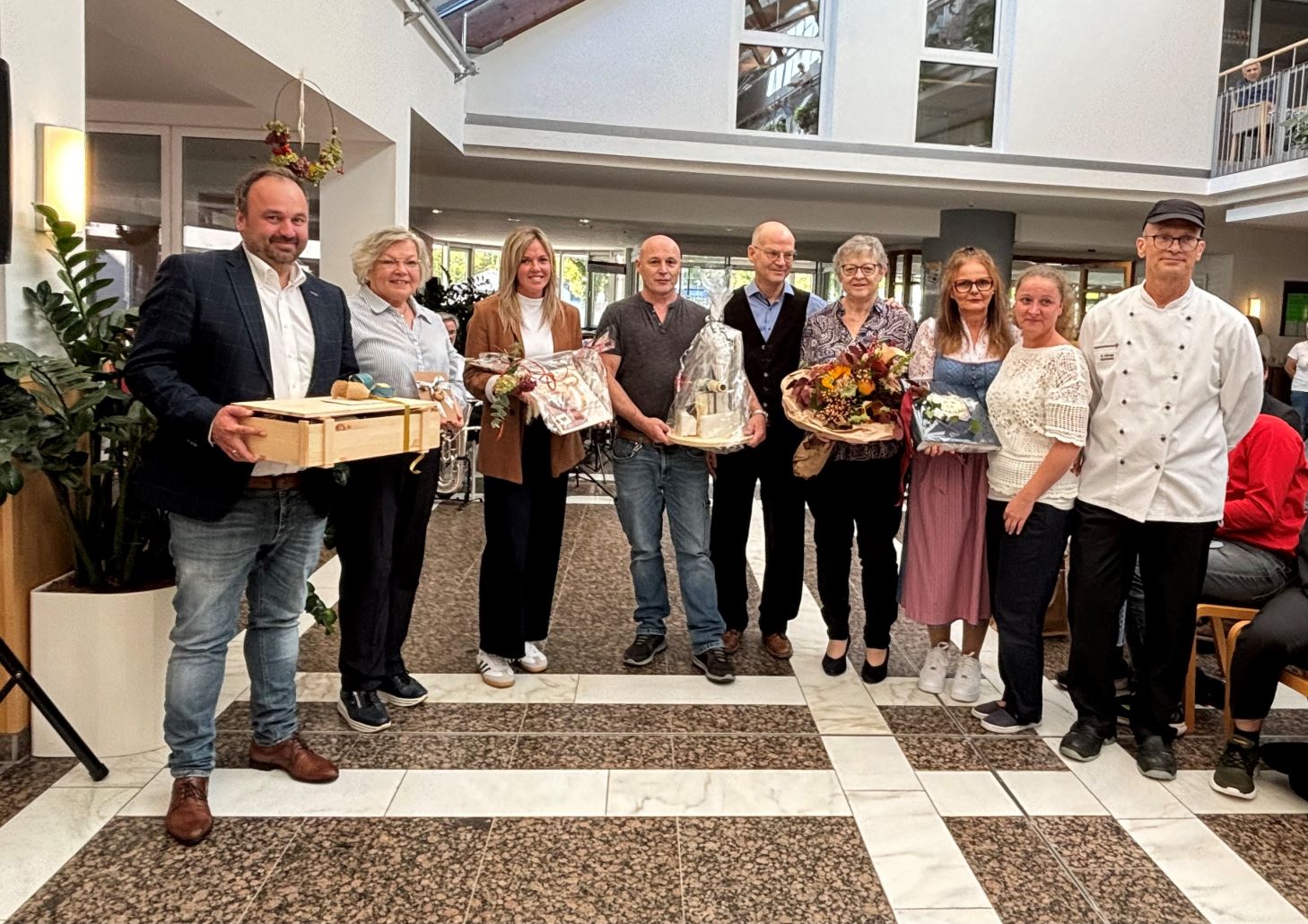 Sunny Rothmeier Abschied in den Ruhestand mit viel Wehmut und großer Dankbarkeit - BRK ...