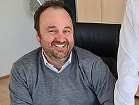 „Ich habe damals wahnsinnig viel mitgenommen für meine Rolle als Bezirksgeschäftsführer", sagt Mario Drexler (links) über die harten „Lehrjahre" bei seinem Vorgänger und Ziehvater Günther Hettenkofer. Die beiden verstehen sich bis heute blendend.